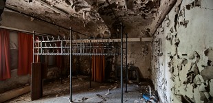 checkroom